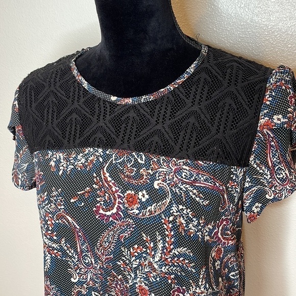 Twine and String lace Printed Top Size Medium - Picture 3 of 5